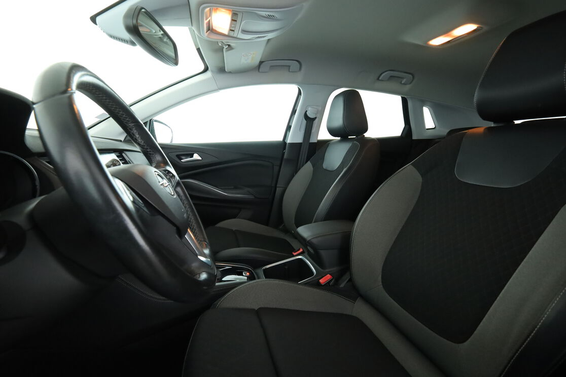 Opel Grandland X 1.5 Diesel Innovation Business Automatique — photo 9