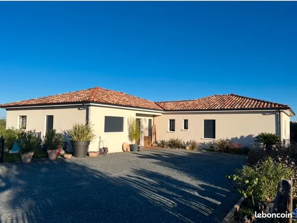 SENOUILLAC Maison famvue de 195 m2 construction 2024 terrain 1960m2