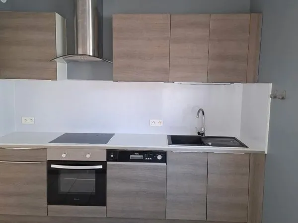 Maison de bourg 3 pièces avec cour- Brioude