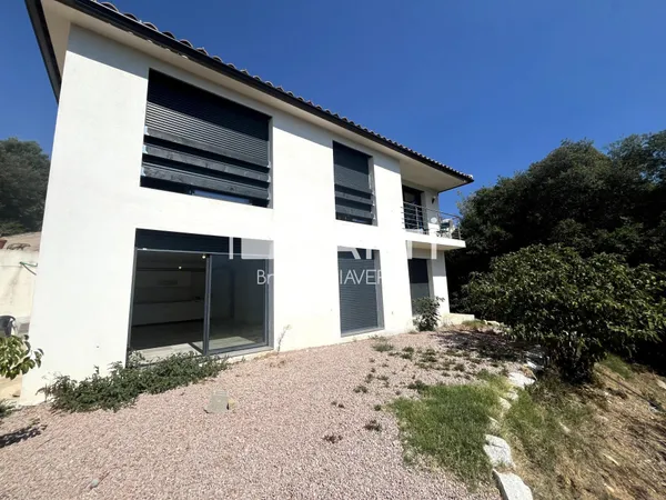 A vendre villa 2 appartements T4 +T3