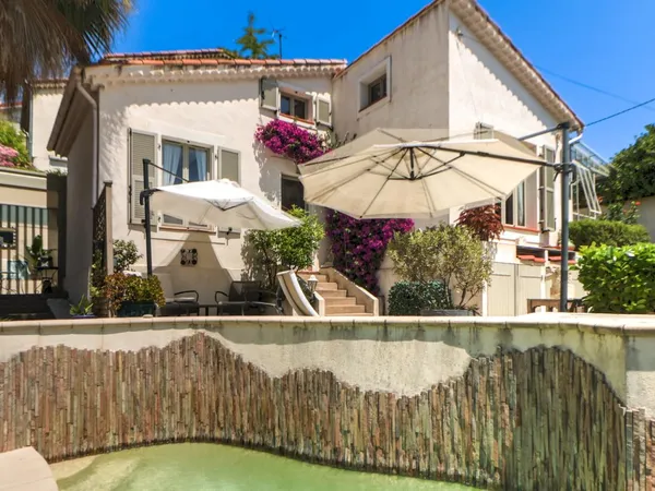 Maison de charme  Mantega vue