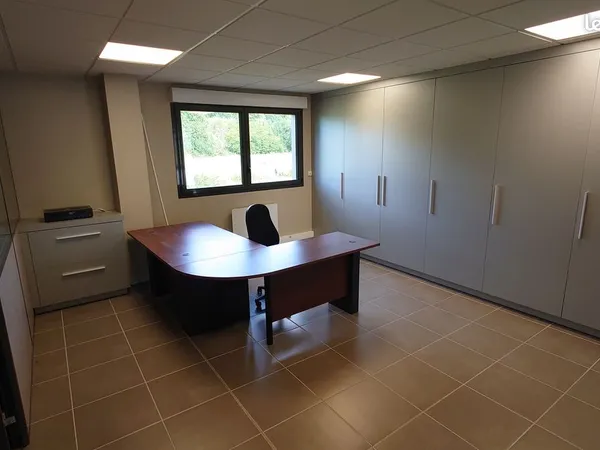 Bureau et showroom