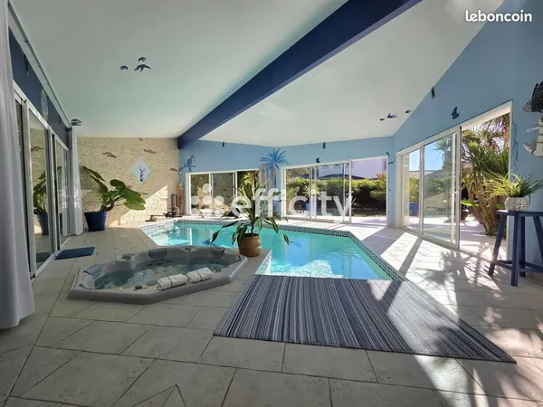 Maison 6 pièces 230 m²