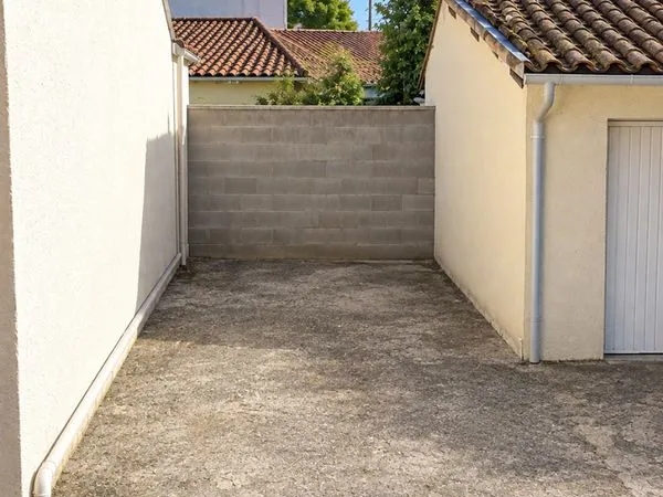 Double place de parking - Proche centre et lycée