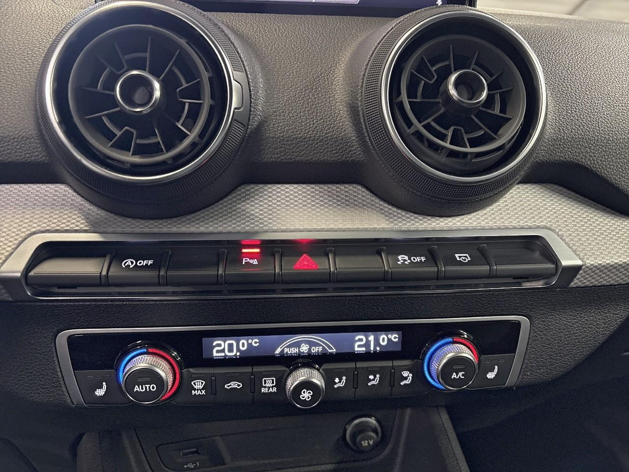 Audi Q2 35 tfsi 150 s tronic 7 design — photo 21