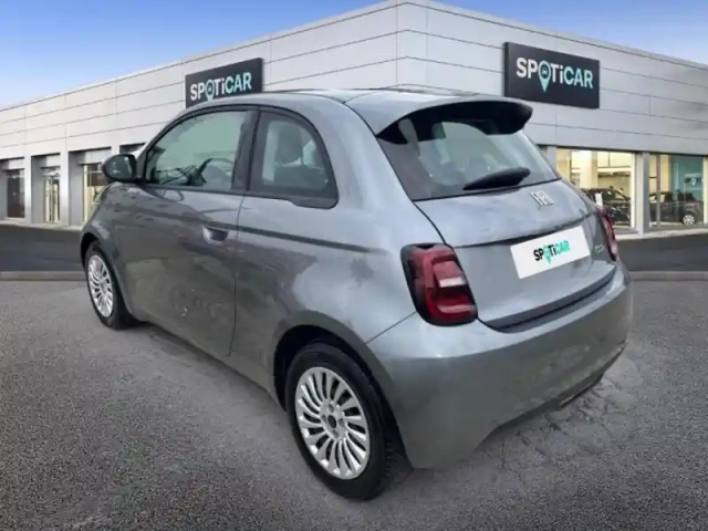 Fiat 500 e 95ch action — photo 7