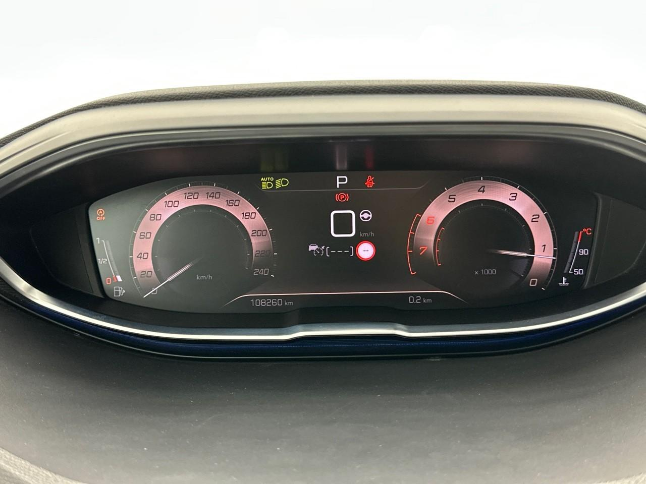 Peugeot 5008 puretech 180ch s&s eat8 gt pack — photo 21