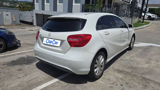 Mercedes Classe A 180 122 - Inspiration – 2015 – 84650 km – Essence – Boîte Manuelle — photo 2