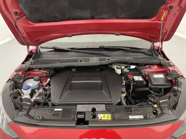 Peugeot 208 electrique 50 kwh 136ch — photo 21