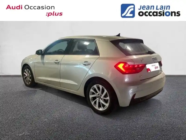 Audi A1 sportback 30 tfsi 110 ch s tronic 7 — photo 7