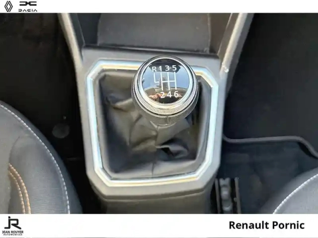 Dacia Sandero 1.0 tce 90ch stepway confort -22 — photo 6