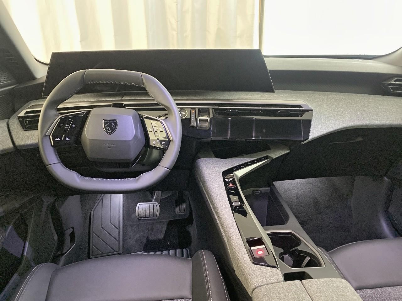 Peugeot 5008 hybrid 145 ch e-dcs6 allure — photo 8
