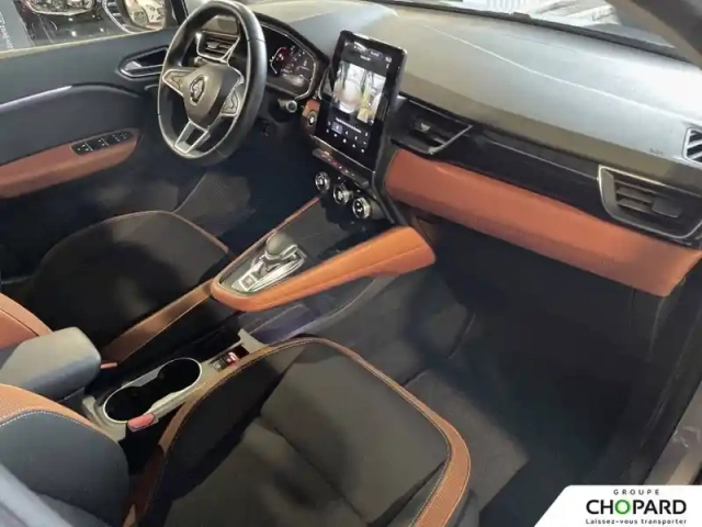 Renault Captur blue dci 115 edc — photo 50