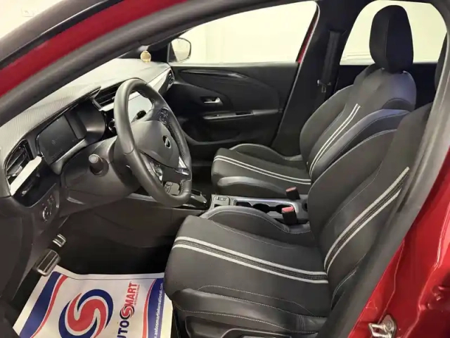 Opel Corsa 1.2 turbo 130 ch bva8 — photo 9