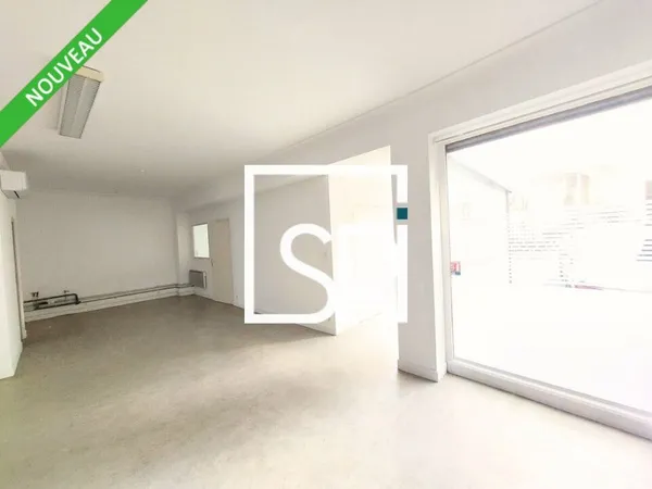 Local professionnel 77 m²