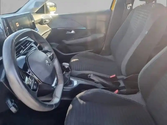 Peugeot 208 puretech 75 s&amp;s bvm5 — photo 11