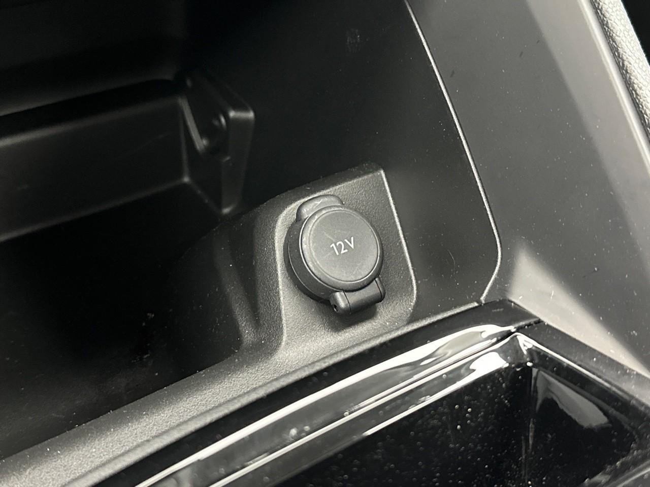 Citroën C4 hybride 100 e-dcs6 you — photo 29