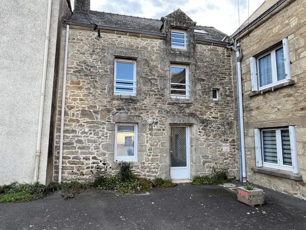 Vends maison en pierres - 45.55 m² - 3 pièces, 2 chambres - Péaule 56130