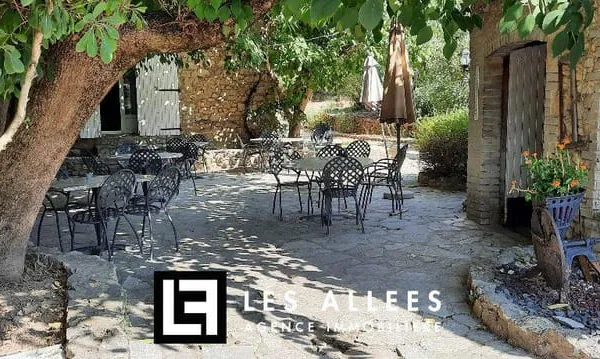 Mas provençal 14 pièces 550 m²