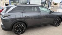 Peugeot 5008 Hybrid 145ch Allure e-DCS6 — photo 5