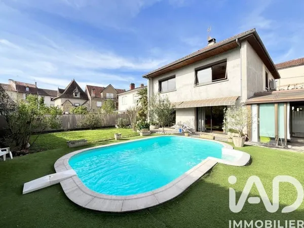 Maison de ville 6 pièces 148 m²