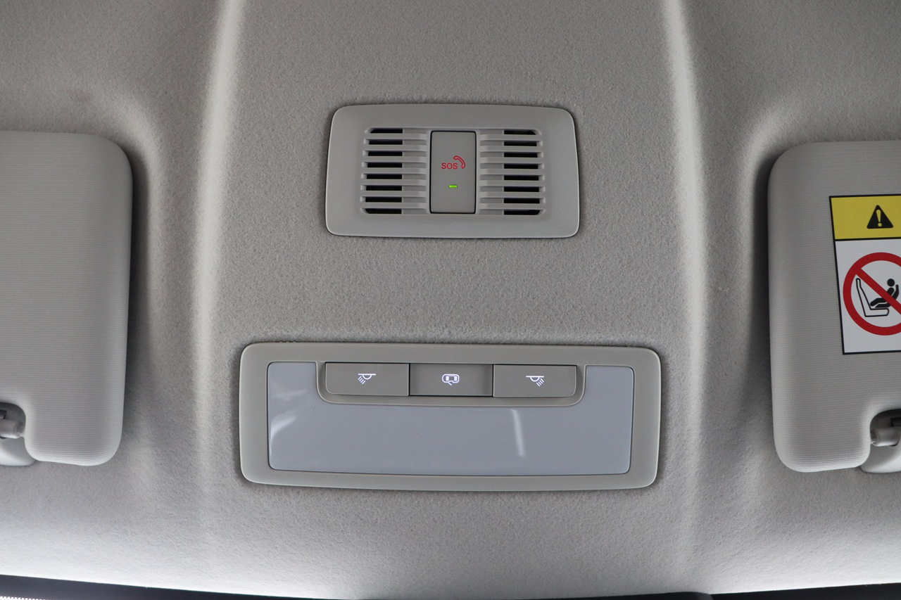 MG ZS — photo 28