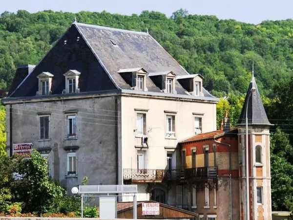 BEL APPARTEMENT 3 PIECES AVEC VUE SUR LE PORT DE FRANCE