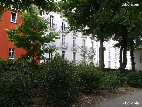 T2 33m² rénové - Face Jardin des Plantes - Nantes centre