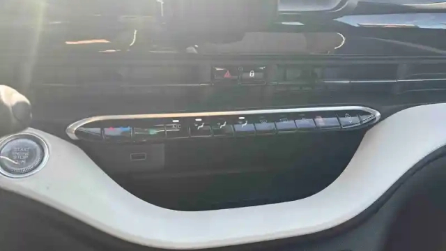 Fiat 500 e 95 ch — photo 30