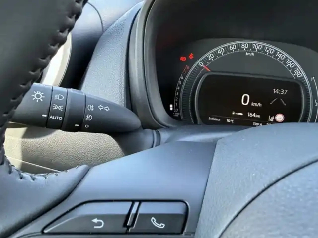 Toyota Aygo 1.0 vvt-i 72 design — photo 22
