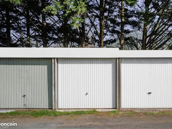 Parking/box 12 m² Tours