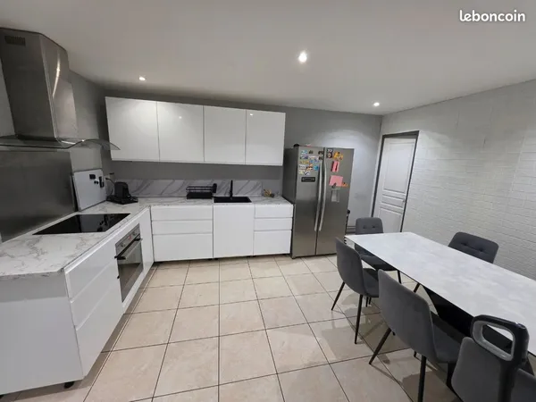 Maison á louer 3 chambres