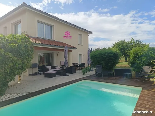Villa 5 pièces 167 m²