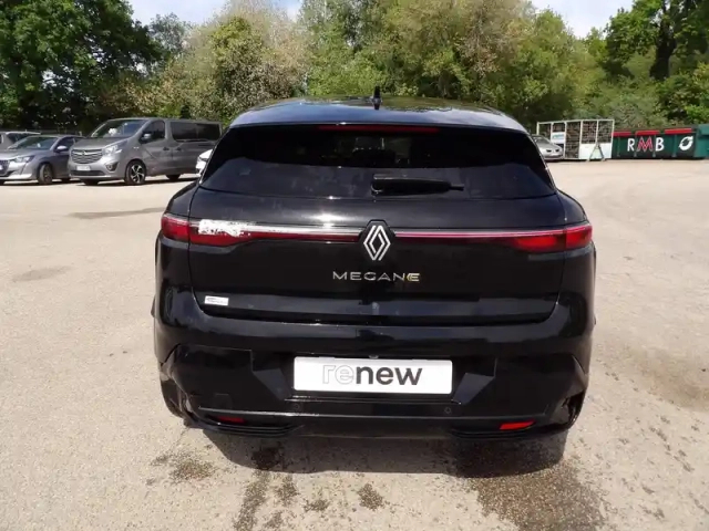 Renault Megane e-tech ev60 220 ch super charge — photo 3