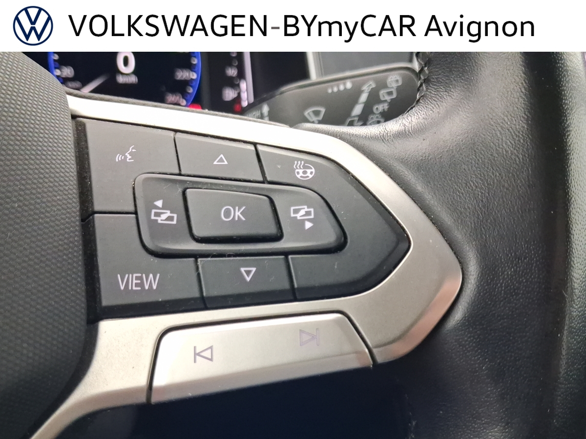 Volkswagen T-Roc 1.5 TSI EVO 150 Start/Stop DSG7 — photo 31