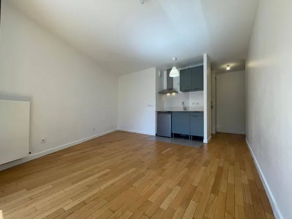 Studio 1 pièce 28 m²