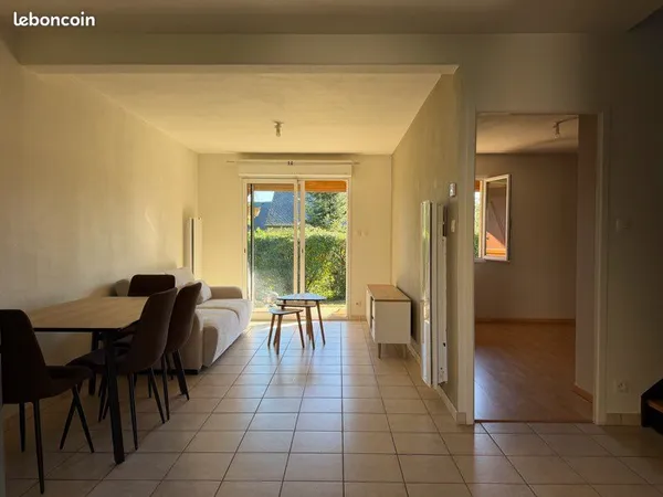 T3 duplex meublé 60 m² + jardin 100 m² + parking couvert - Rignac centre