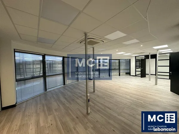 Bureaux 262 m² OBERHAUSBERGEN