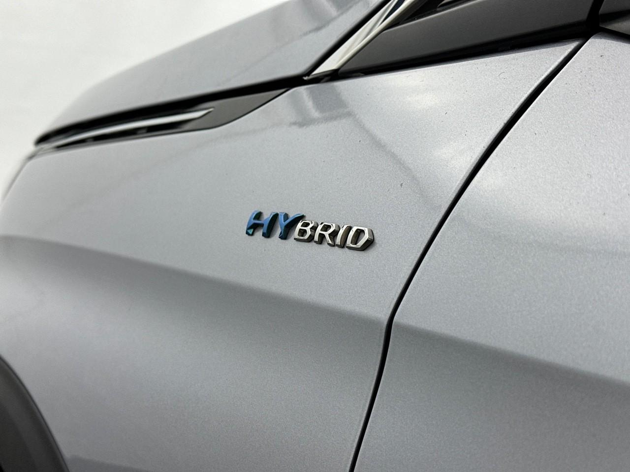 Peugeot 3008 hybrid 225 e-eat8 allure pack — photo 36
