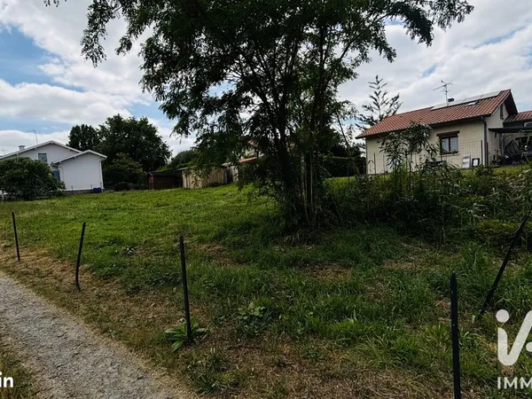 Terrain 700 m² Narrosse