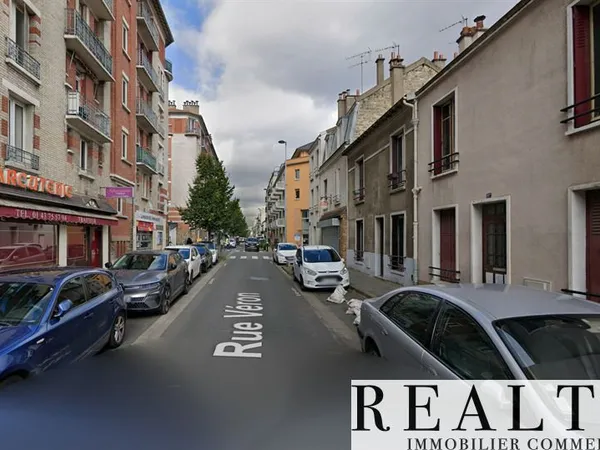 Local commercial 114 m²