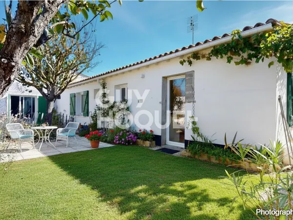 À vendre - Maison de plain-pied à 200 m du port