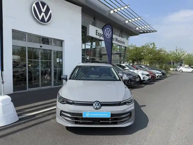 Volkswagen Golf 1.5 ehybrid 204 dsg6 — photo 31