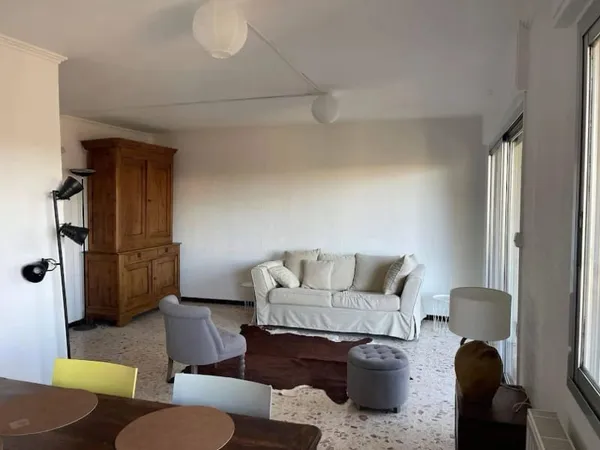 Appartement 1 pièce 52 m²