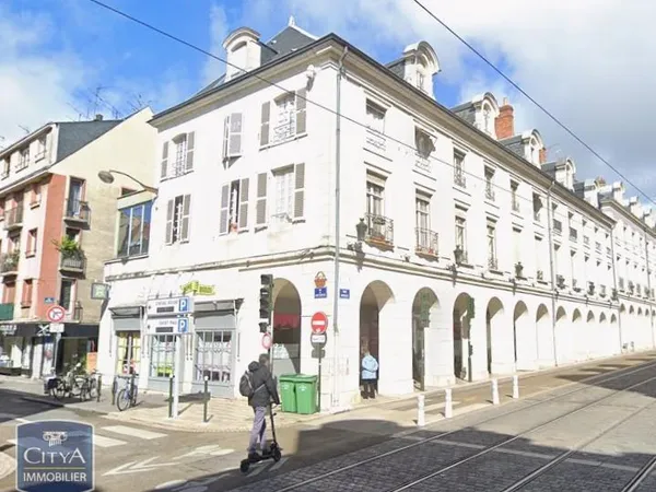 Appartement 1 pièce 13 m²