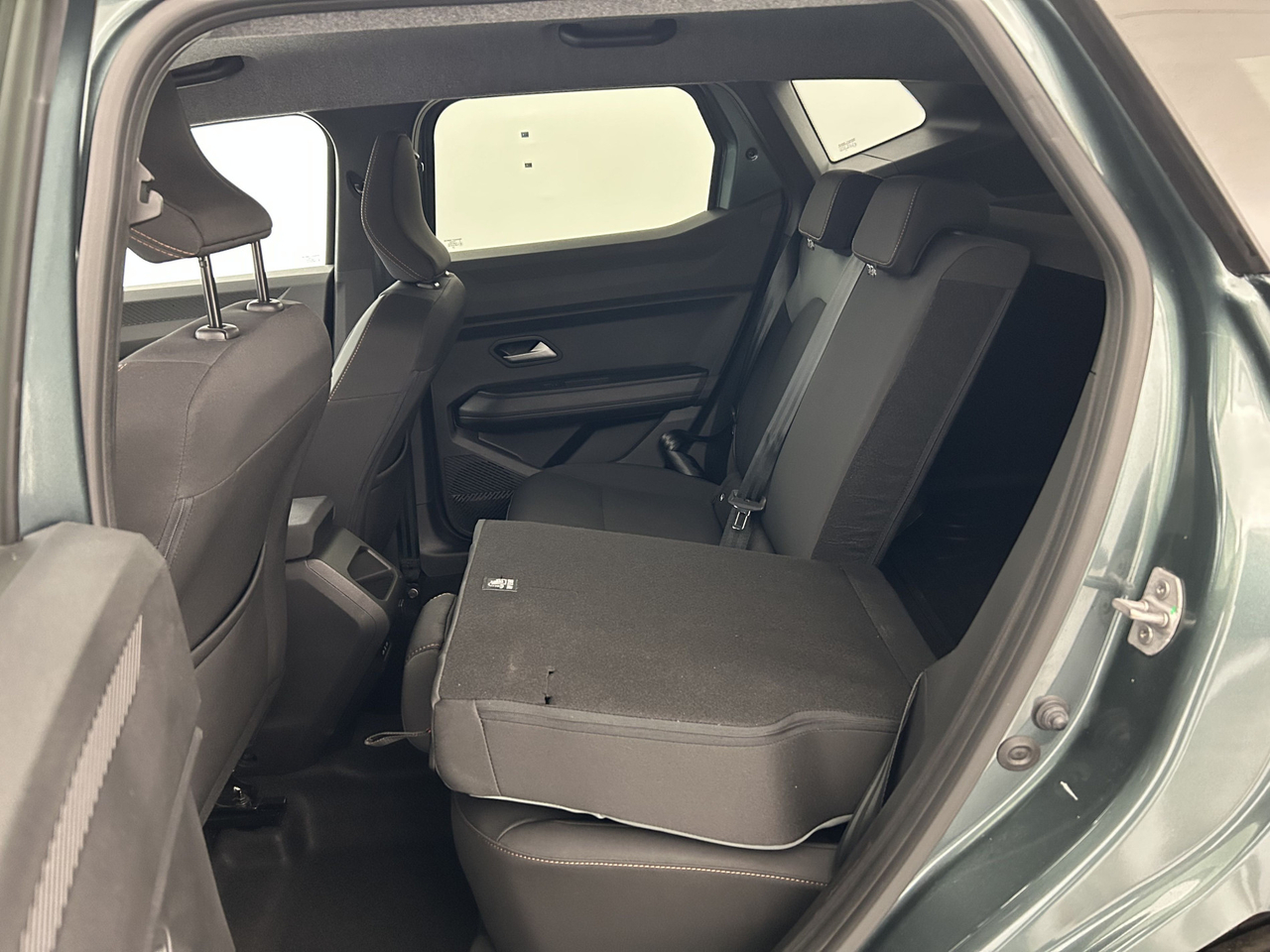 Dacia Duster — photo 28