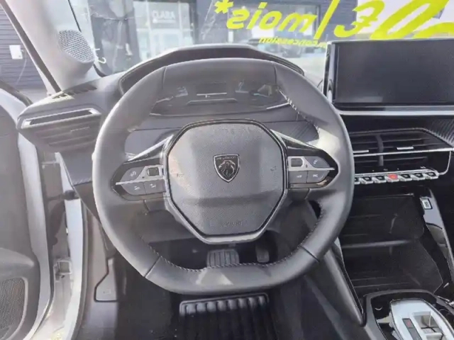 Peugeot 208 hybrid 110 ch e-dcs6 — photo 29