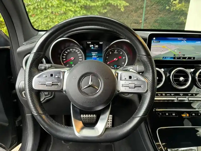 Mercedes Glc coupe 300 de hybrid eq 9g-tronic 4matic — photo 21