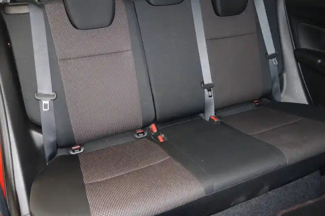Suzuki Swift sport 1.4 boosterjet hybrid — photo 12