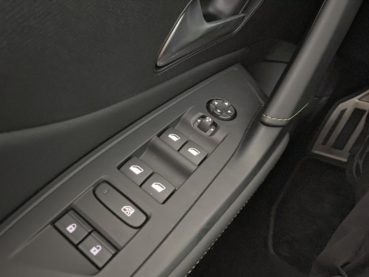 Peugeot 408 electrique 58 kwh 210 ch gt — photo 20
